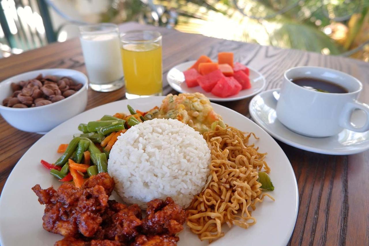 Hotel Winotosastro Garden Yogyakarta Esterno foto
